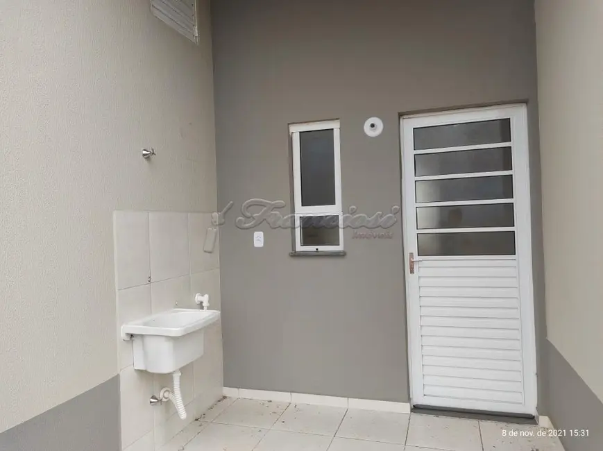 Casa com 2 quartos à venda, 45m2 em Itapetininga - SP - imagem 9 Foto 9 de Casa com 2 quartos à venda, 45m2 em Itapetininga - SP