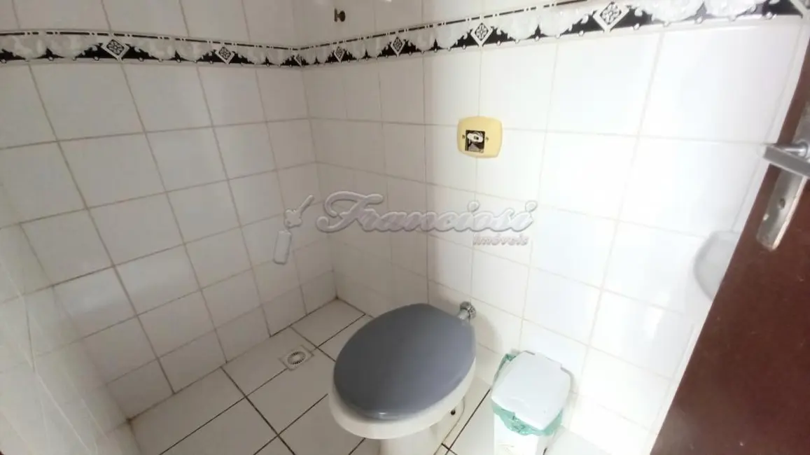 Casa com 3 quartos à venda, 363m2 em Jardim Monte Santo, Itapetininga - SP - imagem 5 Foto 5 de Casa com 3 quartos à venda, 363m2 em Jardim Monte Santo, Itapetininga - SP