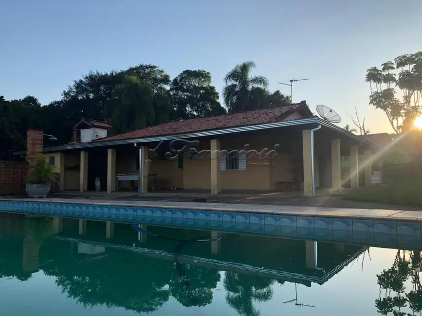 Foto 3 de Fazenda / Haras à venda, 350m2 em Centro, Angatuba - SP