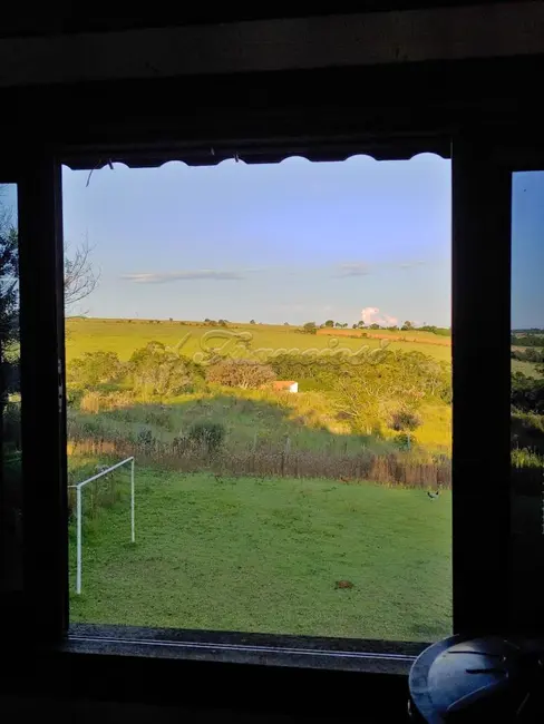 Fazenda / Haras à venda, 350m2 em Centro, Angatuba - SP - imagem 6 Foto 6 de Fazenda / Haras à venda, 350m2 em Centro, Angatuba - SP