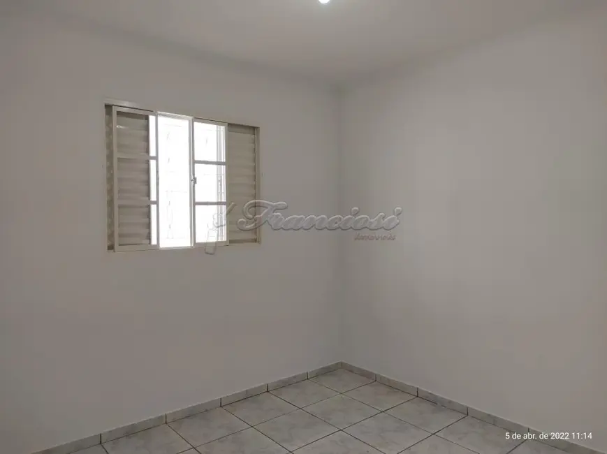 Casa com 3 quartos à venda, 138m2 em Parque São Bento, Itapetininga - SP - imagem 4 Foto 4 de Casa com 3 quartos à venda, 138m2 em Parque São Bento, Itapetininga - SP