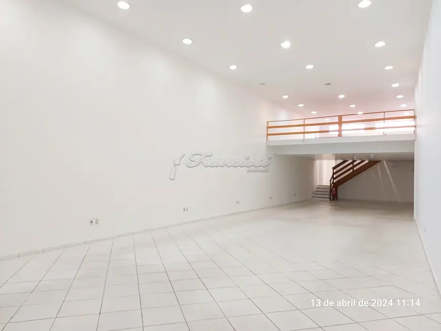 Prédio Inteiro para alugar, 218m2 em Centro, Itapetininga - SP - imagem 2 Foto 2 de Prédio Inteiro para alugar, 218m2 em Centro, Itapetininga - SP