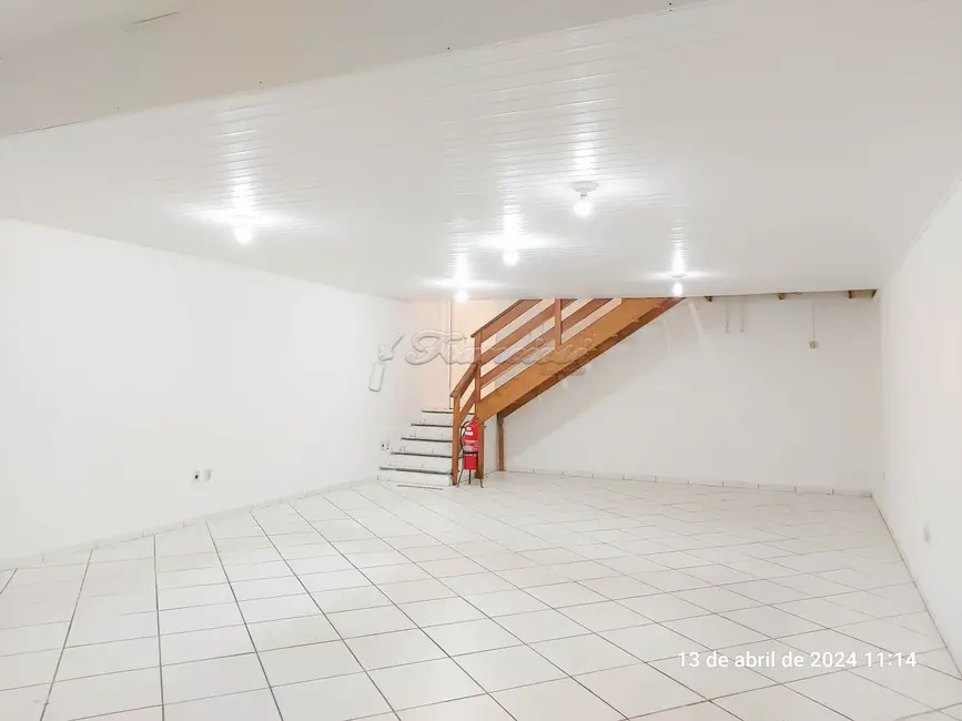 Prédio Inteiro para alugar, 218m2 em Centro, Itapetininga - SP - imagem 3 Foto 3 de Prédio Inteiro para alugar, 218m2 em Centro, Itapetininga - SP