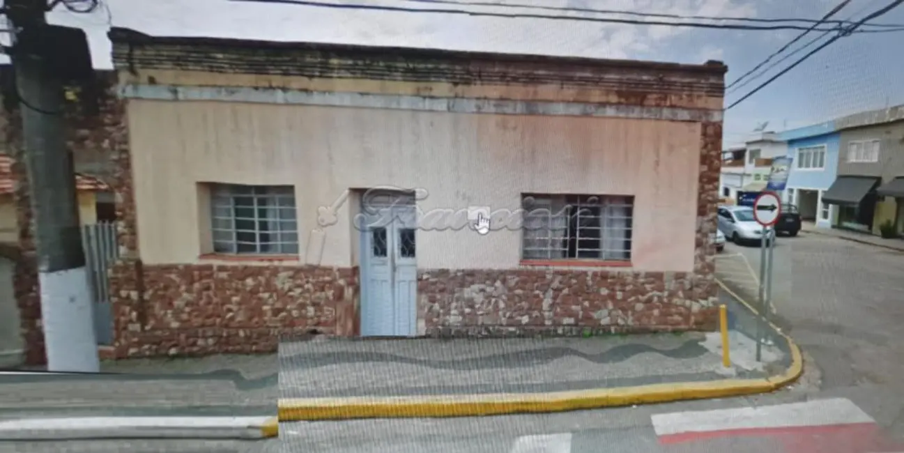 Foto 1 de Casa com 5 quartos à venda, 531m2 em Centro, Angatuba - SP