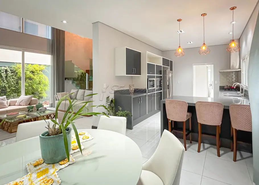 Casa de Condomínio com 3 quartos à venda, 360m2 em Jardim Colombo, Itapetininga - SP - imagem 6 Foto 6 de Casa de Condomínio com 3 quartos à venda, 360m2 em Jardim Colombo, Itapetininga - SP