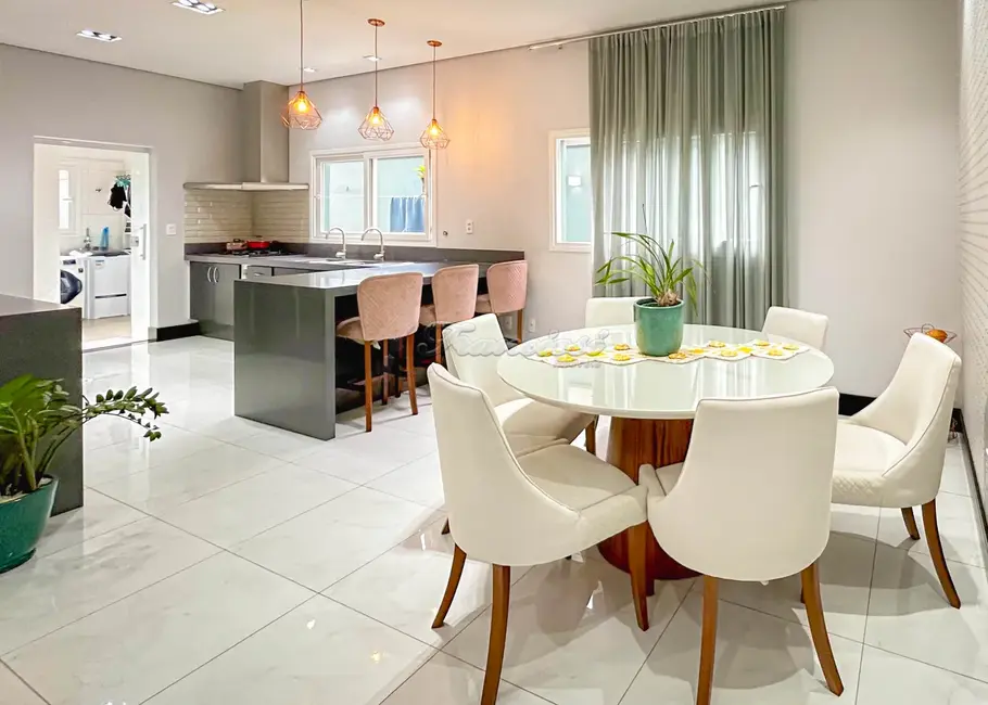 Casa de Condomínio com 3 quartos à venda, 360m2 em Jardim Colombo, Itapetininga - SP - imagem 4 Foto 4 de Casa de Condomínio com 3 quartos à venda, 360m2 em Jardim Colombo, Itapetininga - SP