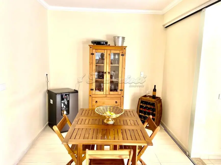 Casa com 3 quartos à venda, 450m2 em Vila Barth, Itapetininga - SP - imagem 9 Foto 9 de Casa com 3 quartos à venda, 450m2 em Vila Barth, Itapetininga - SP