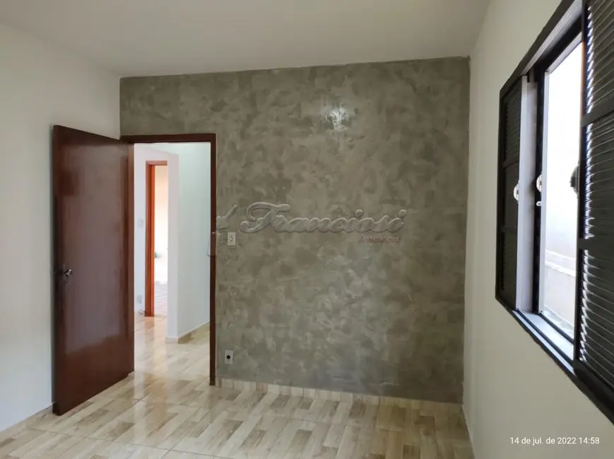 Casa com 2 quartos para alugar, 95m2 em Jardim Brasil, Itapetininga - SP - imagem 4 Foto 4 de Casa com 2 quartos para alugar, 95m2 em Jardim Brasil, Itapetininga - SP