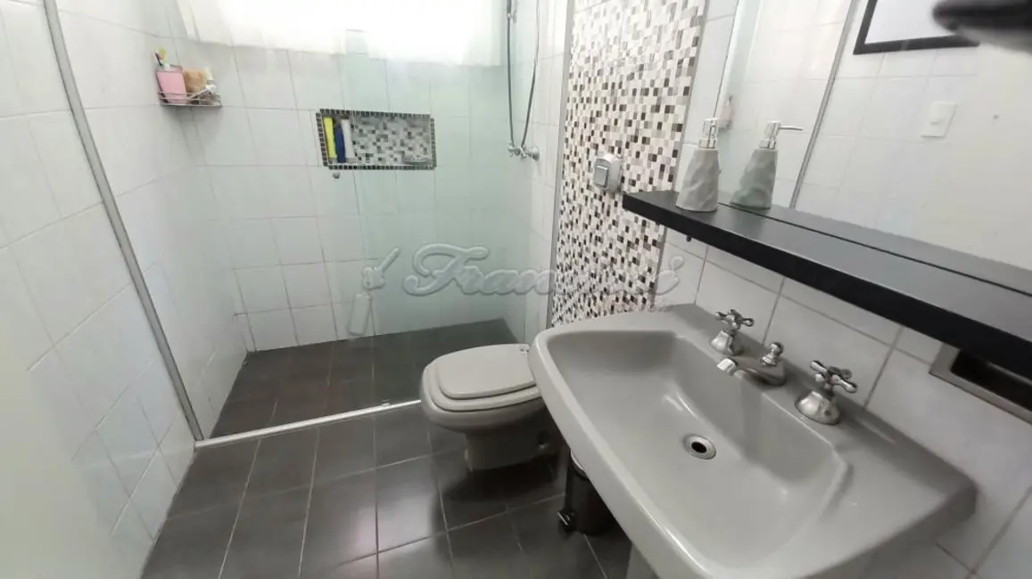 Casa com 3 quartos à venda, 356m2 em Vila Aparecida, Itapetininga - SP - imagem 5 Foto 5 de Casa com 3 quartos à venda, 356m2 em Vila Aparecida, Itapetininga - SP