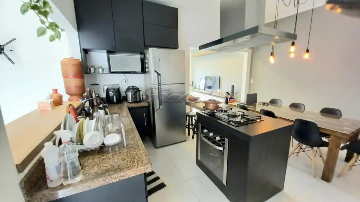 Casa com 3 quartos à venda, 356m2 em Vila Aparecida, Itapetininga - SP - imagem 4 Foto 4 de Casa com 3 quartos à venda, 356m2 em Vila Aparecida, Itapetininga - SP