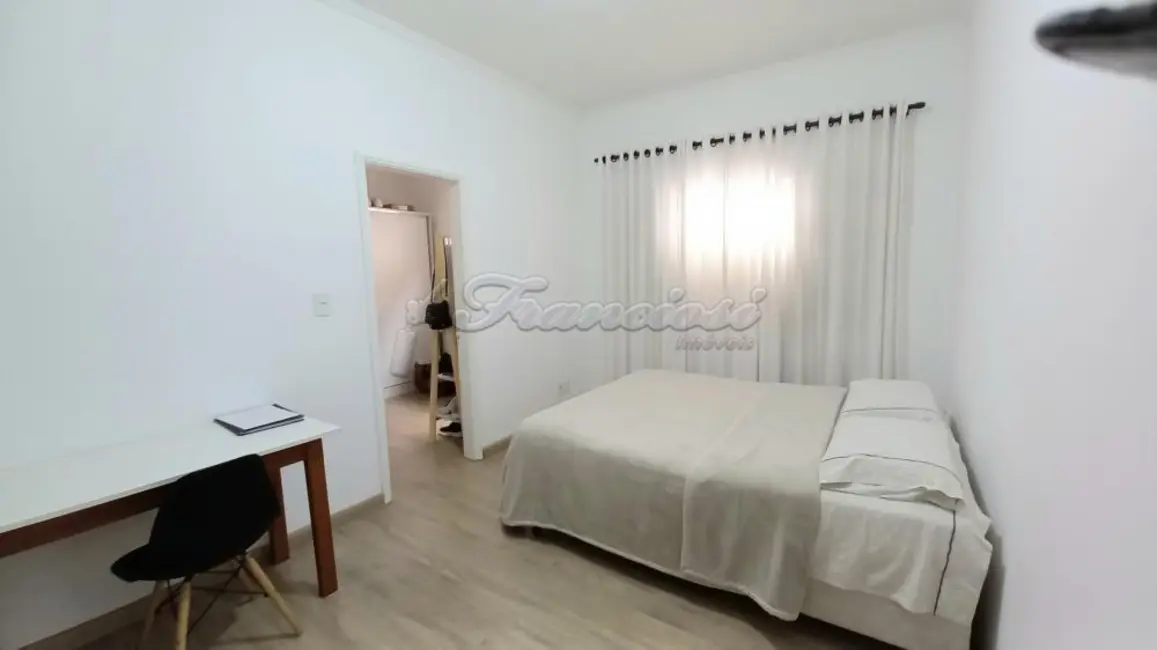 Casa com 3 quartos à venda, 356m2 em Vila Aparecida, Itapetininga - SP - imagem 8 Foto 8 de Casa com 3 quartos à venda, 356m2 em Vila Aparecida, Itapetininga - SP