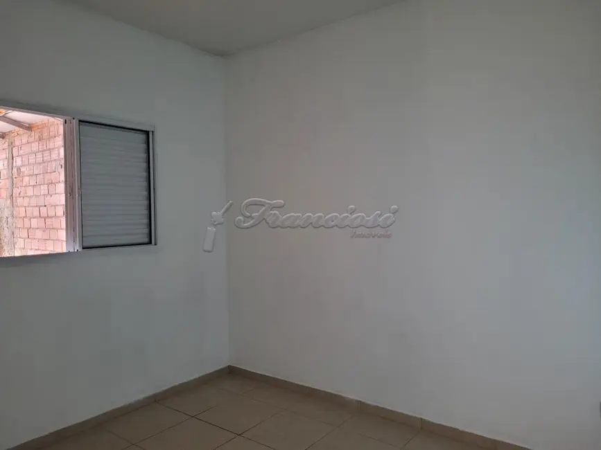 Casa com 2 quartos à venda, 140m2 em Itapetininga - SP - imagem 7 Foto 7 de Casa com 2 quartos à venda, 140m2 em Itapetininga - SP
