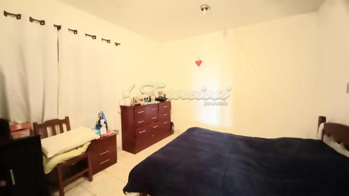 Casa com 4 quartos à venda, 249m2 em Itapetininga - SP - imagem 3 Foto 3 de Casa com 4 quartos à venda, 249m2 em Itapetininga - SP