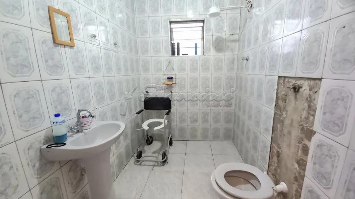 Casa com 4 quartos à venda, 249m2 em Itapetininga - SP - imagem 7 Foto 7 de Casa com 4 quartos à venda, 249m2 em Itapetininga - SP