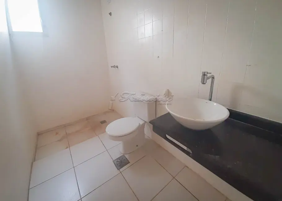 Casa com 3 quartos à venda, 247m2 em Centro, Itapetininga - SP - imagem 5 Foto 5 de Casa com 3 quartos à venda, 247m2 em Centro, Itapetininga - SP