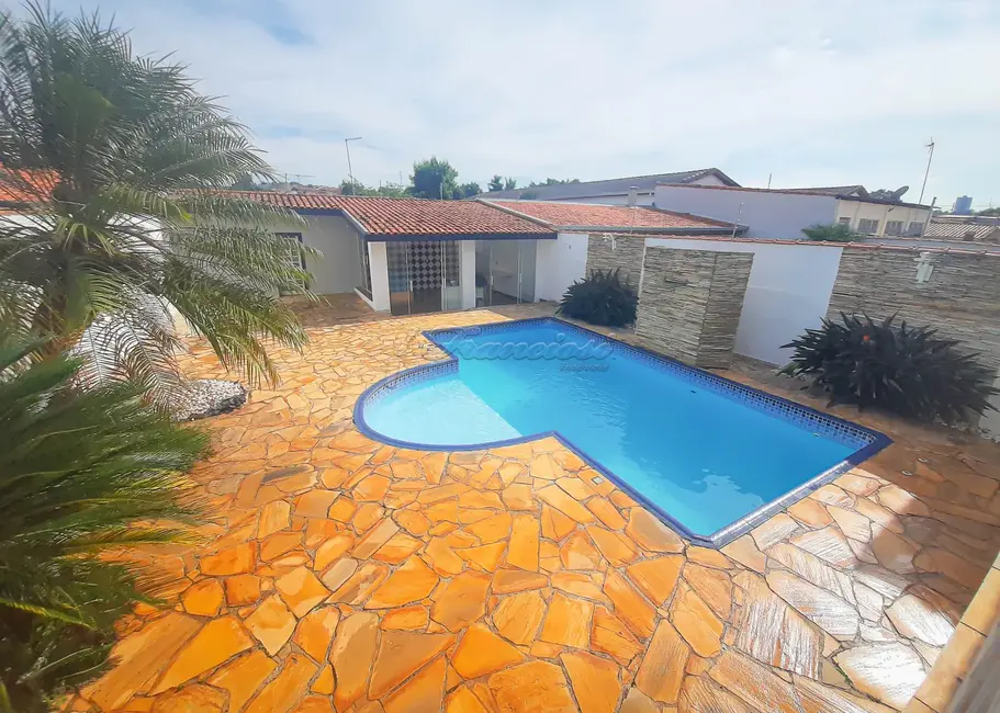 Casa com 3 quartos à venda, 247m2 em Centro, Itapetininga - SP - imagem 9 Foto 9 de Casa com 3 quartos à venda, 247m2 em Centro, Itapetininga - SP