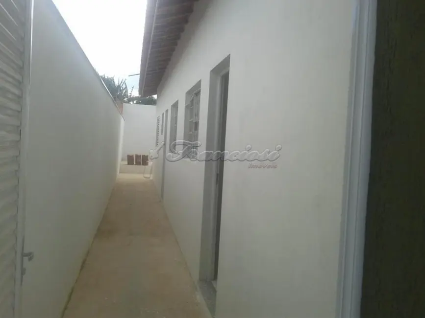 Foto 7 de Casa com 2 quartos à venda, 125m2 em Jardim Monte Santo, Itapetininga - SP