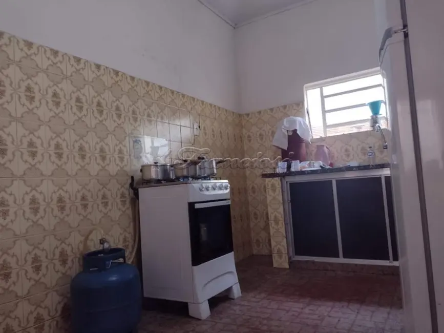 Foto 2 de Casa com 3 quartos à venda, 347m2 em Vila Orestes, Itapetininga - SP