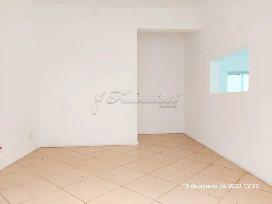 Casa com 4 quartos à venda, 214m2 em Centro, Itapetininga - SP - imagem 5 Foto 5 de Casa com 4 quartos à venda, 214m2 em Centro, Itapetininga - SP
