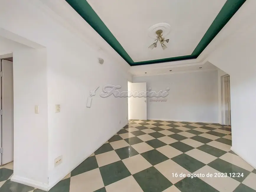 Casa com 4 quartos à venda, 214m2 em Centro, Itapetininga - SP - imagem 8 Foto 8 de Casa com 4 quartos à venda, 214m2 em Centro, Itapetininga - SP