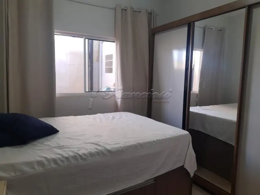 Casa com 2 quartos à venda, 188m2 em Itapetininga - SP - imagem 6 Foto 6 de Casa com 2 quartos à venda, 188m2 em Itapetininga - SP