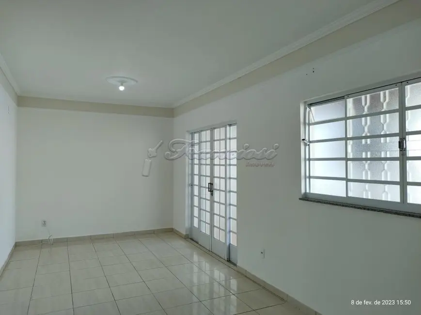 Foto 1 de Casa com 3 quartos à venda, 120m2 em Parque Atenas do Sul, Itapetininga - SP