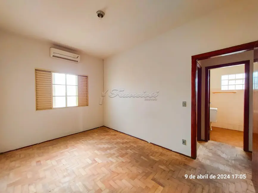 Foto 6 de Casa com 2 quartos para alugar, 79m2 em Vila Carolina, Itapetininga - SP