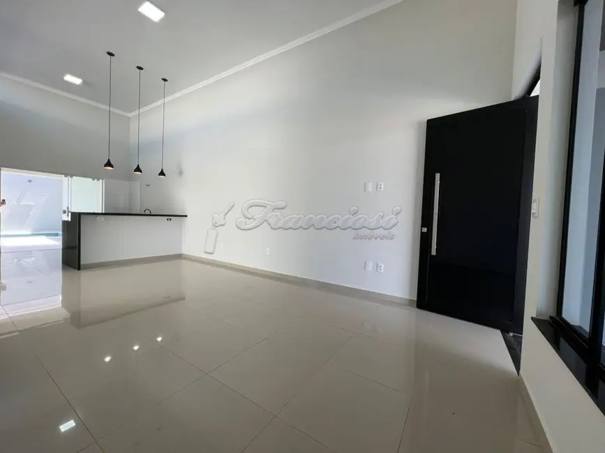 Foto 2 de Casa de Condomínio com 3 quartos à venda, 200m2 em Vila Progresso, Itapetininga - SP