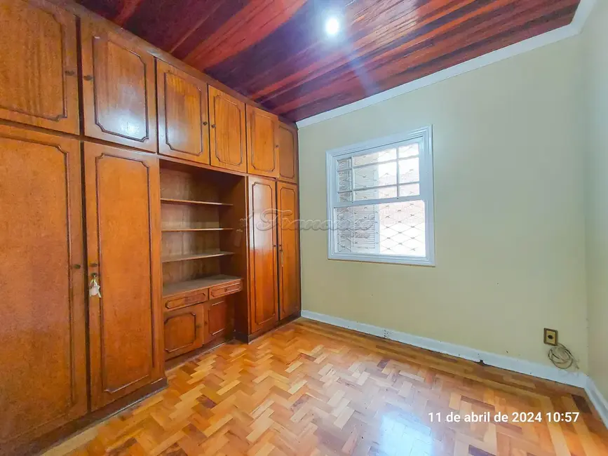 Foto 7 de Casa com 3 quartos para alugar, 290m2 em Centro, Itapetininga - SP