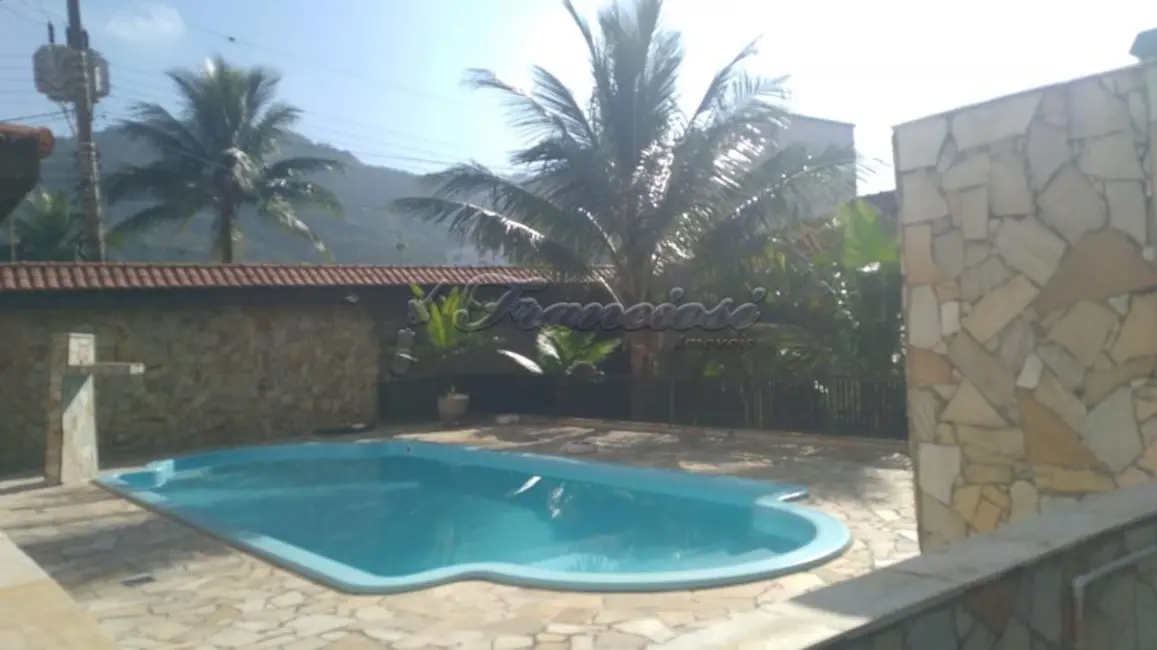 Foto 3 de Apartamento com 3 quartos à venda, 124m2 em Mongagua - SP