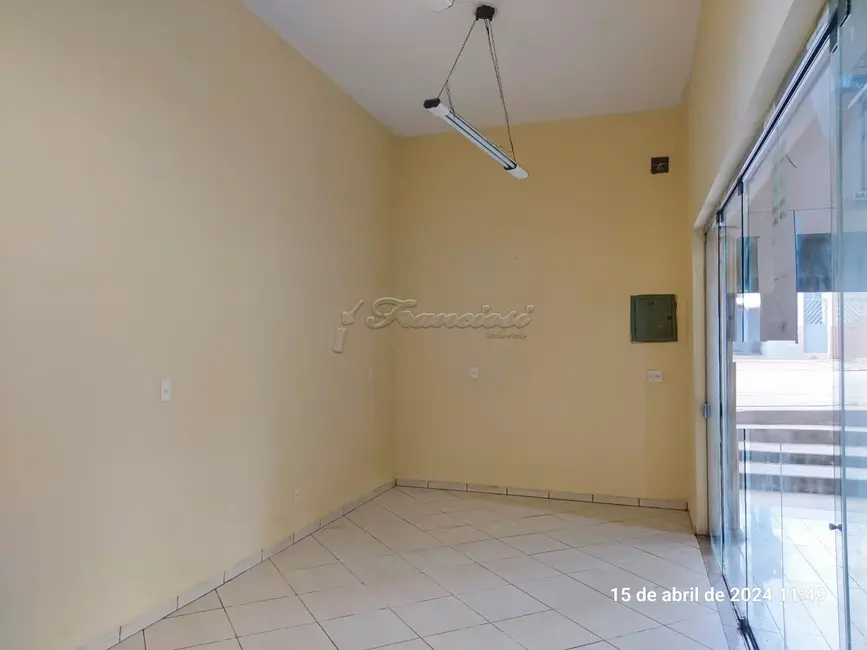 Foto 3 de Prédio Inteiro para alugar, 20m2 em Centro, Itapetininga - SP