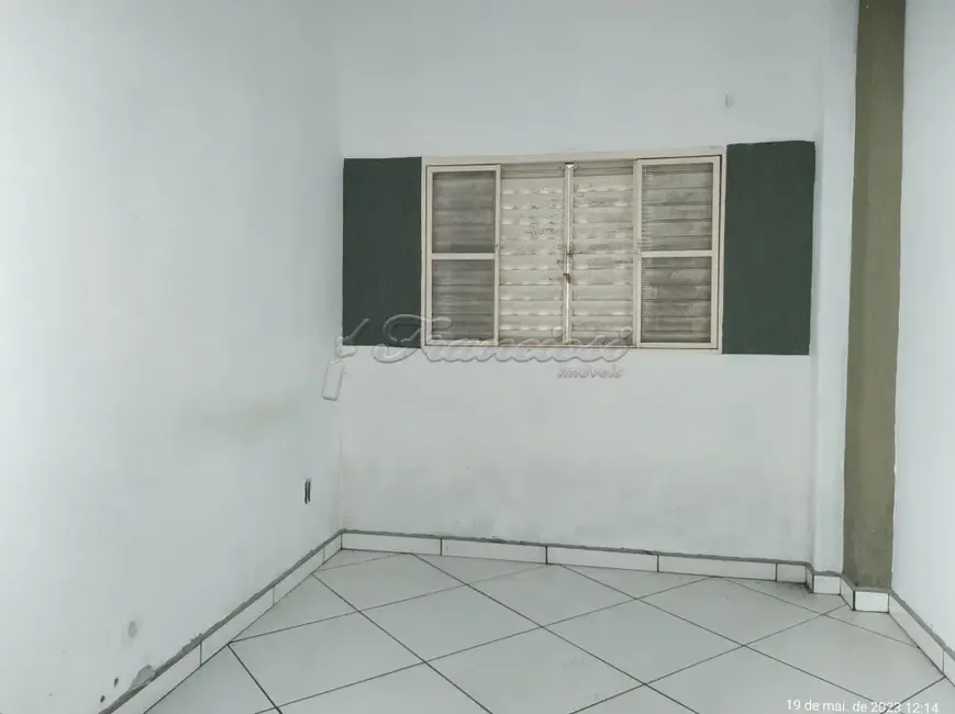 Casa com 3 quartos para alugar, 244m2 em Centro, Itapetininga - SP - imagem 7 Foto 7 de Casa com 3 quartos para alugar, 244m2 em Centro, Itapetininga - SP