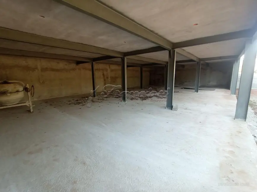 Sala Comercial para alugar, 200m2 em Vila Aparecida, Itapetininga - SP - imagem 4 Foto 4 de Sala Comercial para alugar, 200m2 em Vila Aparecida, Itapetininga - SP