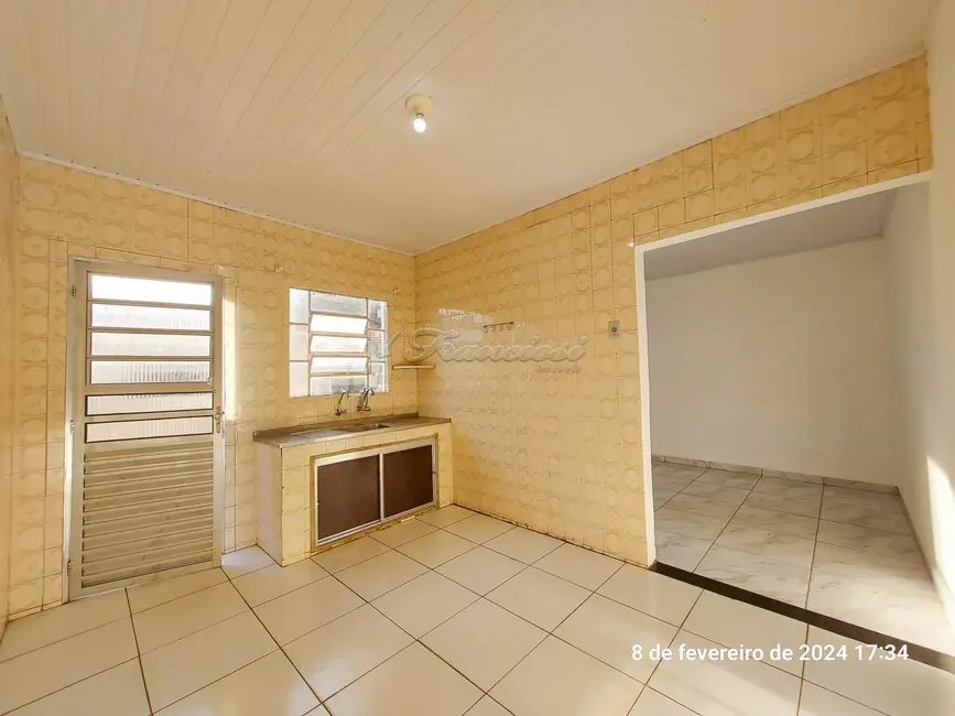 Foto 2 de Casa com 3 quartos para alugar, 139m2 em Centro, Itapetininga - SP