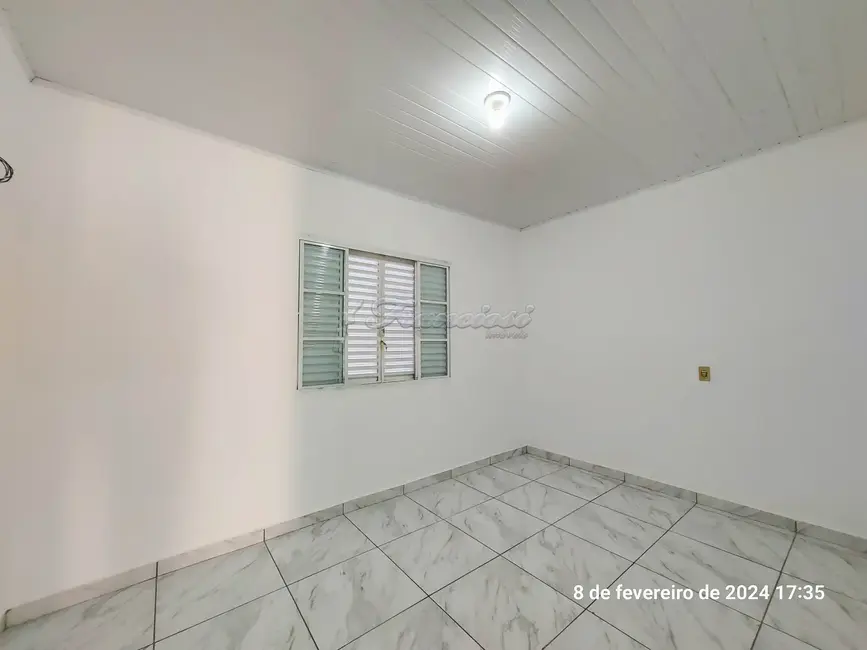 Casa com 3 quartos para alugar, 139m2 em Centro, Itapetininga - SP - imagem 8 Foto 8 de Casa com 3 quartos para alugar, 139m2 em Centro, Itapetininga - SP