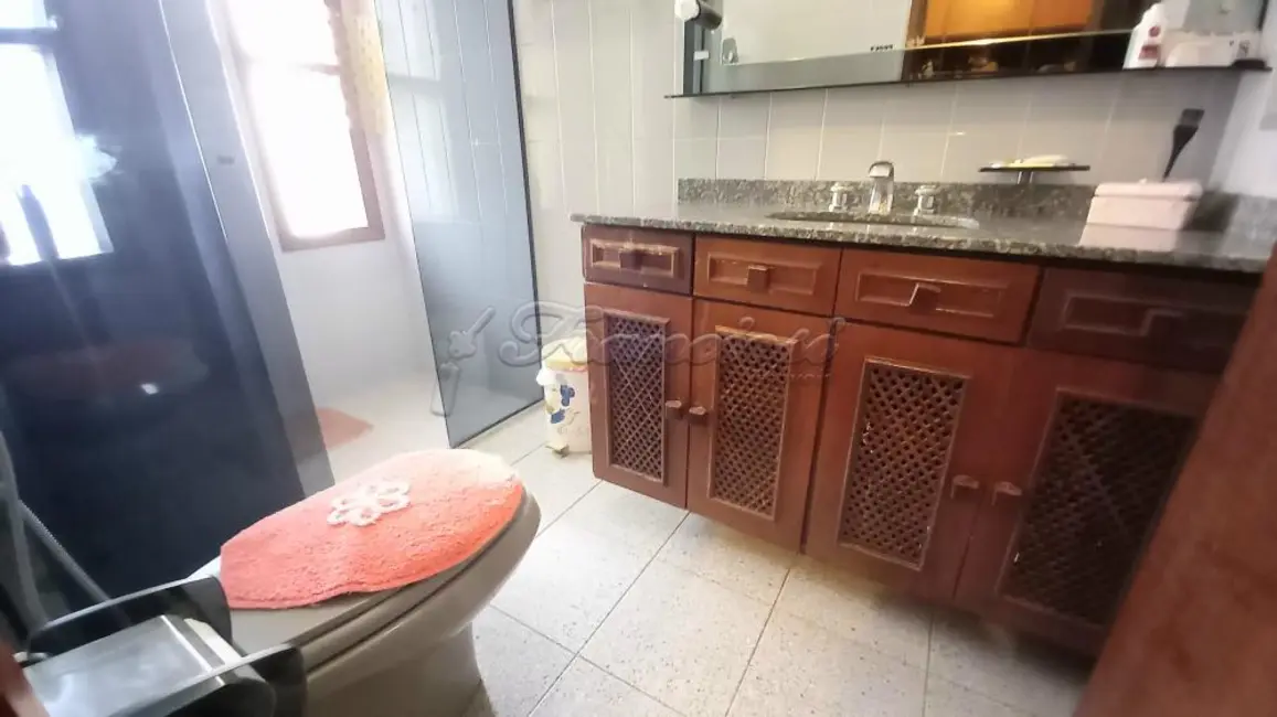 Casa com 4 quartos à venda, 1300m2 em Vila Barth, Itapetininga - SP - imagem 7 Foto 7 de Casa com 4 quartos à venda, 1300m2 em Vila Barth, Itapetininga - SP