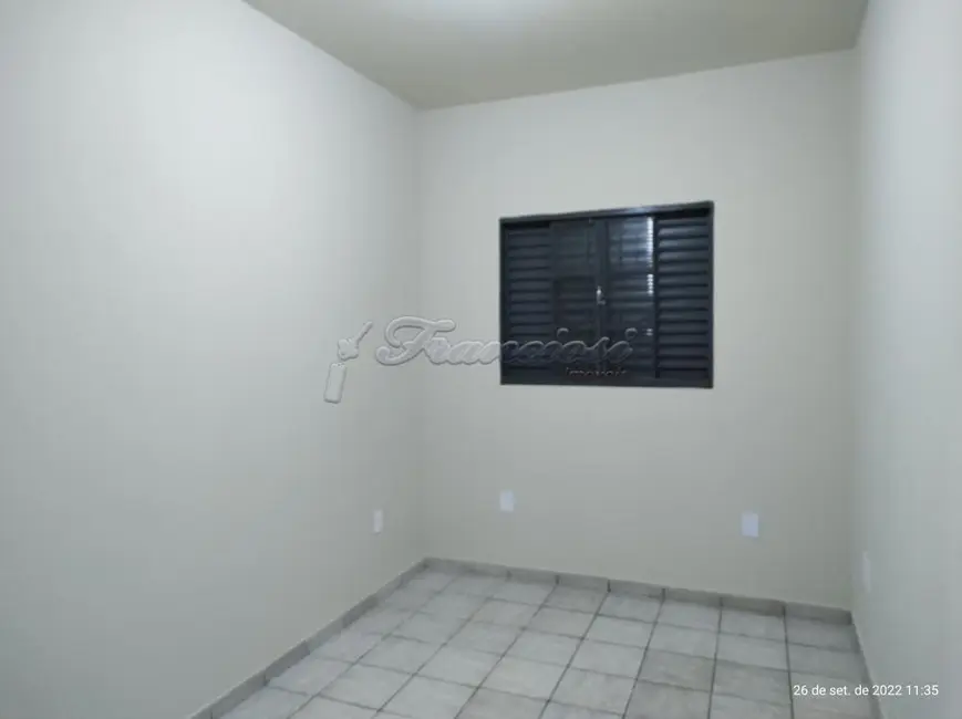 Foto 5 de Casa com 2 quartos para alugar, 80m2 em Vila Nastri, Itapetininga - SP
