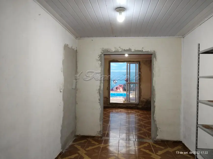 Casa com 2 quartos à venda, 145m2 em Itapetininga - SP - imagem 9 Foto 9 de Casa com 2 quartos à venda, 145m2 em Itapetininga - SP