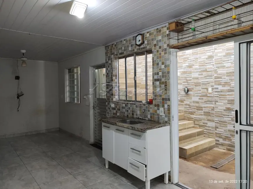 Casa com 2 quartos à venda, 145m2 em Itapetininga - SP - imagem 2 Foto 2 de Casa com 2 quartos à venda, 145m2 em Itapetininga - SP