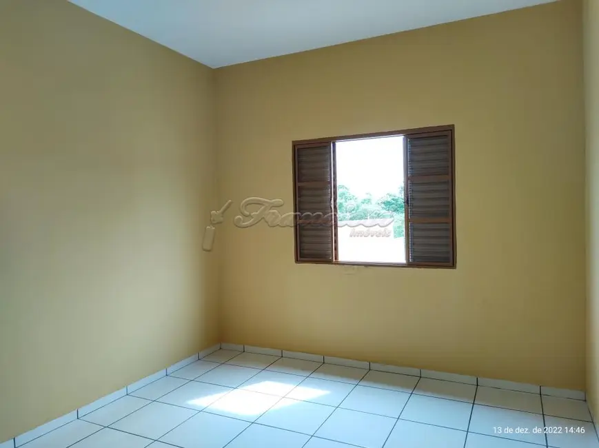 Casa com 2 quartos à venda, 105m2 em Vila Nova, Itapetininga - SP - imagem 6 Foto 6 de Casa com 2 quartos à venda, 105m2 em Vila Nova, Itapetininga - SP