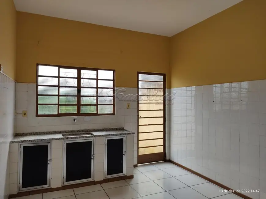 Casa com 2 quartos à venda, 105m2 em Vila Nova, Itapetininga - SP - imagem 8 Foto 8 de Casa com 2 quartos à venda, 105m2 em Vila Nova, Itapetininga - SP