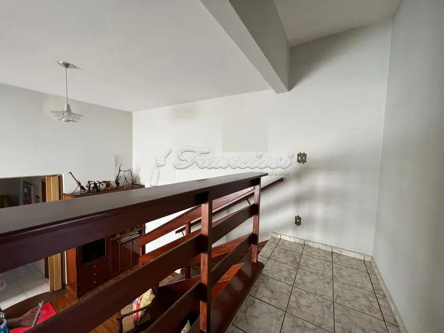 Casa com 6 quartos à venda, 344m2 em Vila Rosa, Itapetininga - SP - imagem 8 Foto 8 de Casa com 6 quartos à venda, 344m2 em Vila Rosa, Itapetininga - SP