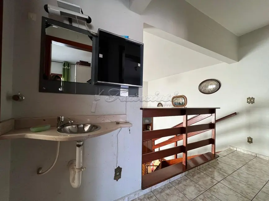 Casa com 6 quartos à venda, 344m2 em Vila Rosa, Itapetininga - SP - imagem 6 Foto 6 de Casa com 6 quartos à venda, 344m2 em Vila Rosa, Itapetininga - SP