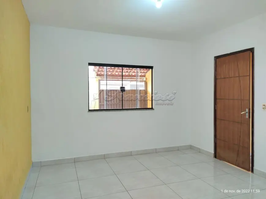 Foto 2 de Casa com 2 quartos à venda, 117m2 em Vila Carolina, Itapetininga - SP
