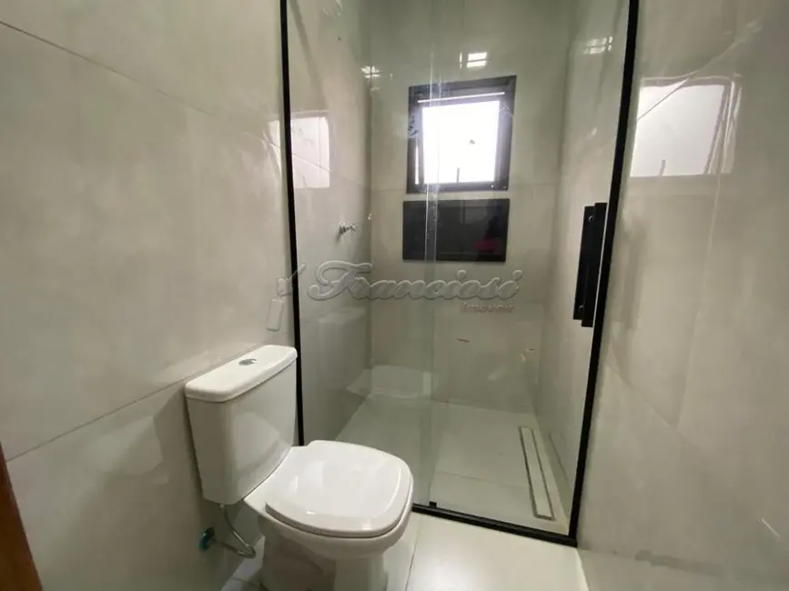 Casa de Condomínio com 3 quartos à venda, 188m2 em Vila Progresso, Itapetininga - SP - imagem 9 Foto 9 de Casa de Condomínio com 3 quartos à venda, 188m2 em Vila Progresso, Itapetininga - SP
