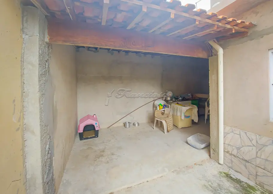 Casa com 4 quartos à venda, 140m2 em Parque São Bento, Itapetininga - SP - imagem 8 Foto 8 de Casa com 4 quartos à venda, 140m2 em Parque São Bento, Itapetininga - SP