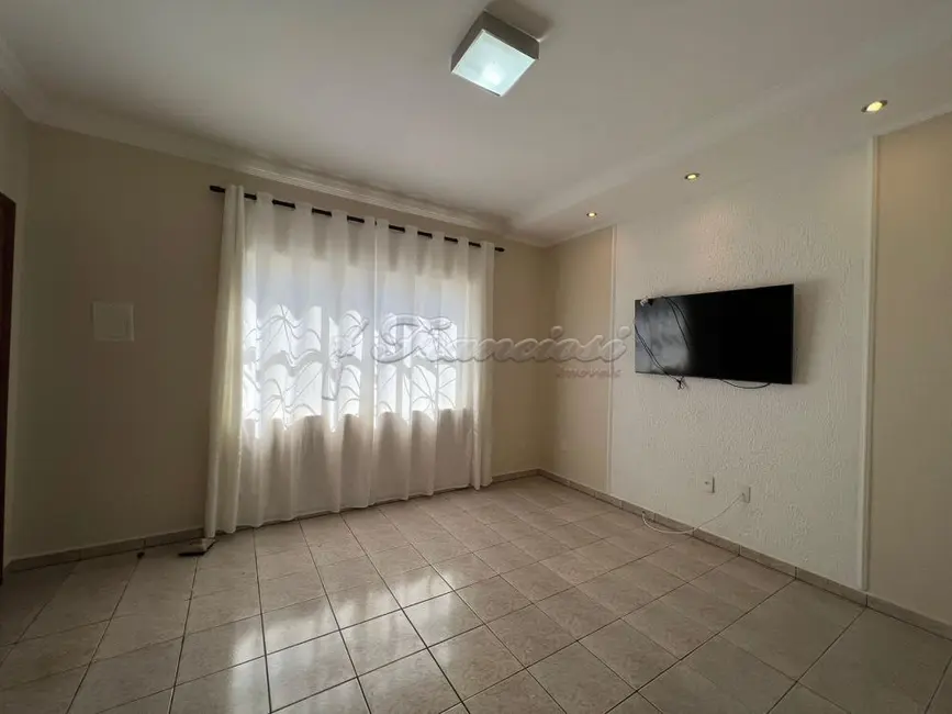 Foto 1 de Casa com 2 quartos à venda, 250m2 em Jardim Maricota, Itapetininga - SP