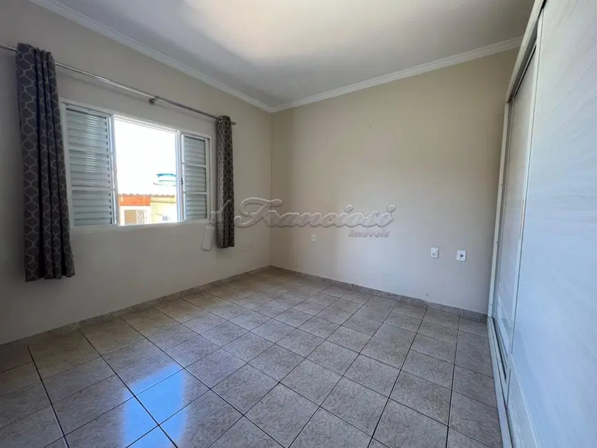 Casa com 2 quartos à venda, 250m2 em Jardim Maricota, Itapetininga - SP - imagem 6 Foto 6 de Casa com 2 quartos à venda, 250m2 em Jardim Maricota, Itapetininga - SP