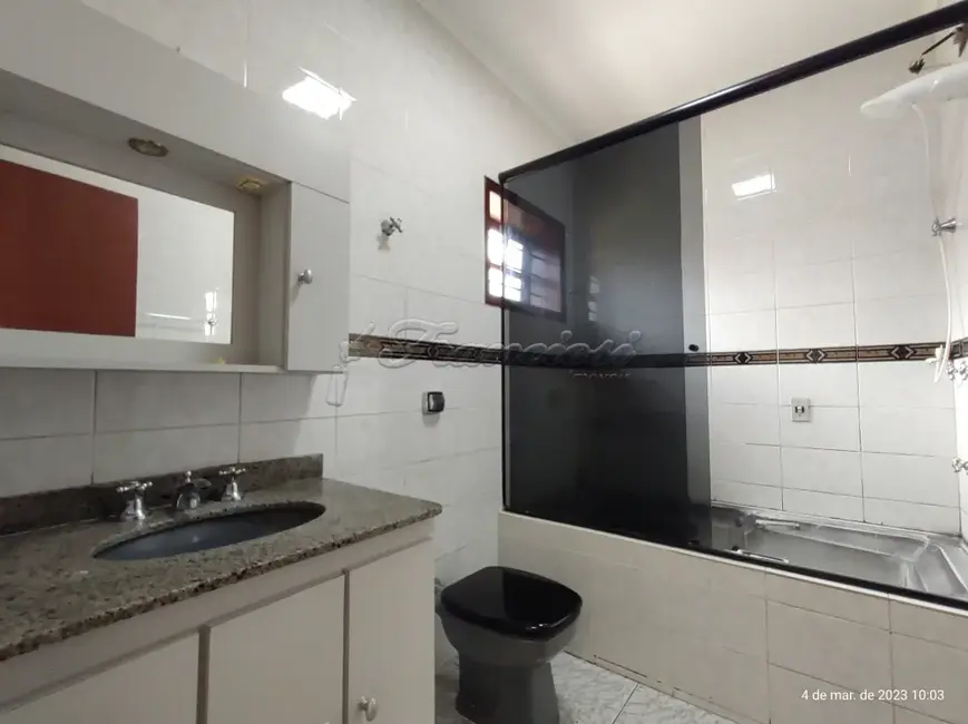 Casa com 4 quartos à venda, 455m2 em Itapetininga - SP - imagem 9 Foto 9 de Casa com 4 quartos à venda, 455m2 em Itapetininga - SP