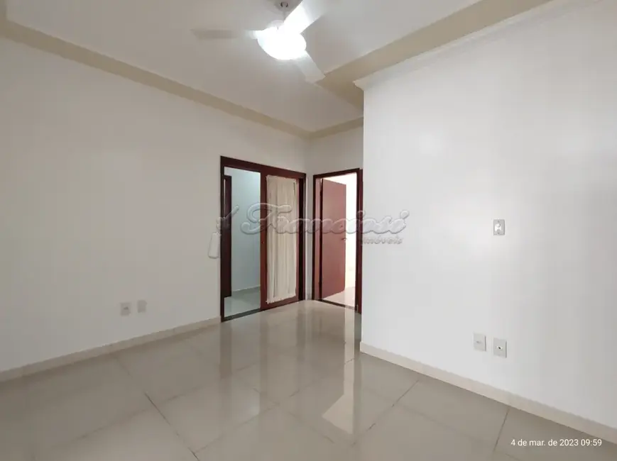 Casa com 4 quartos à venda, 455m2 em Itapetininga - SP - imagem 3 Foto 3 de Casa com 4 quartos à venda, 455m2 em Itapetininga - SP